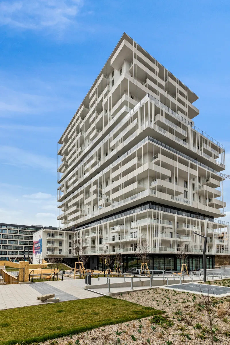 Fårullsisolering i höghus - ekologisk isolering från Byeco